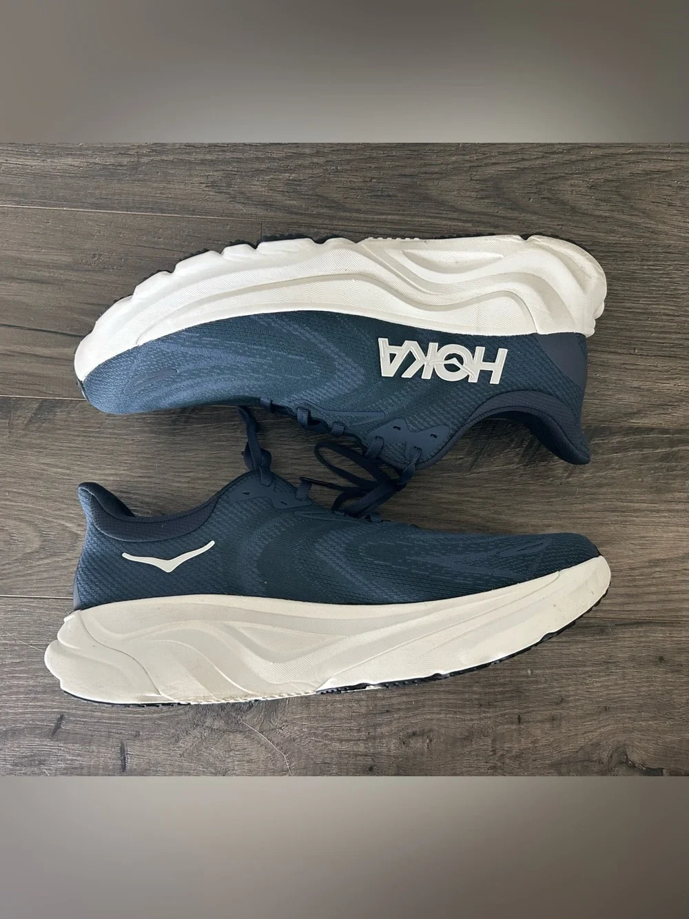Hoka Men’s Running Shoes Arahi 8 Size 12D Varsity Navy/White